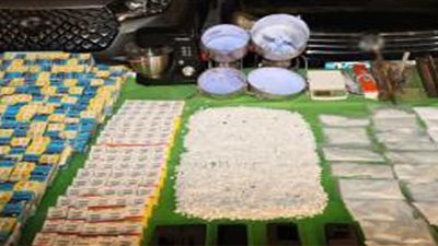 بينهم 3 أجانب.. حبس المتهمين بتصنيع مخدر الآيس في المنوفية 4 أيام 