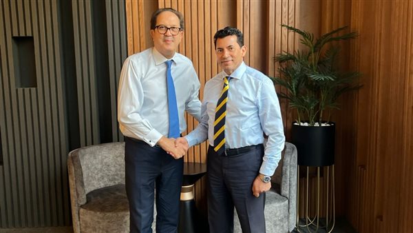 وزير الرياضة ورئيس