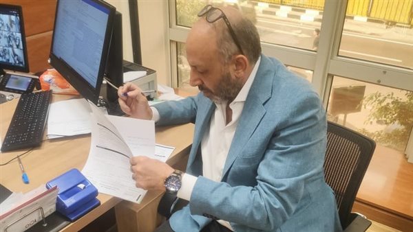 حسام المندوه يجري