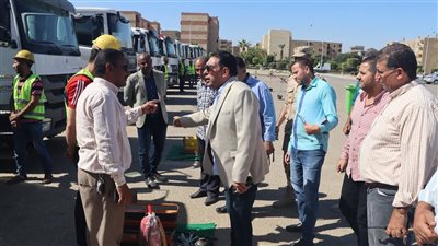 السكرتير العام المساعد ببني سويف يتفقد جاهزية المعدات لمواجهة الأمطار بإهناسيا