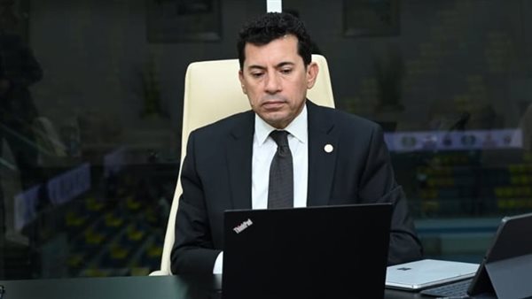 وزير الرياضة