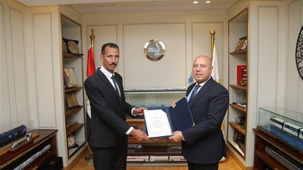 كامل الوزير يكرم