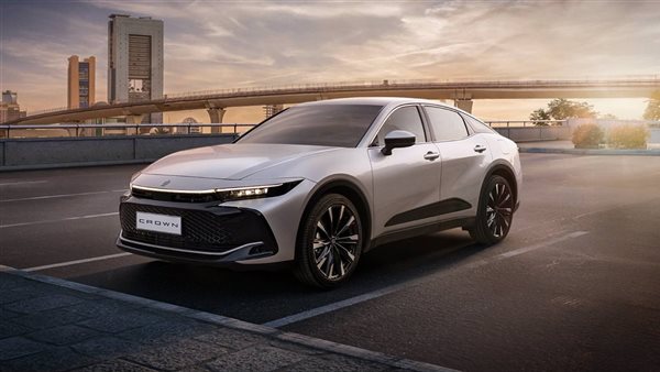 تويوتا كراون