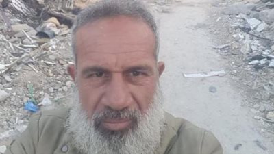 فلسطيني نجا من حرب غزة يستغيث: مهدد بالطرد من سكني بالقاهرة.. وطفلي بحاجة لعلاج