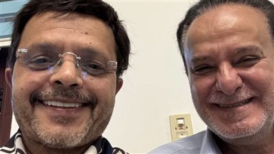 بعد إعلان عودة يوسف معاطي.. محمد هنيدي يُعدل اسم مسلسله الجديد: قنديل مش عابدين