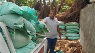 داخل حظيرة ماشية.. ضبط 2.5 طن دقيق بلدي مدعم قبل بيعه بالسوق السوداء بالبحيرة