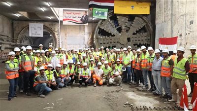 المقاولون العرب تنتهي من حفر وتبطين المسار الثالث بين محطتي العريش والمطبعة للخط الرابع للمترو