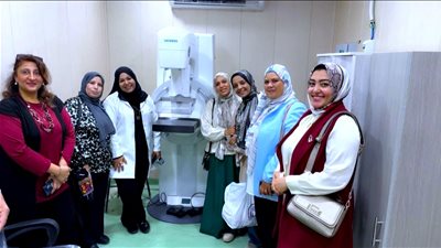 الكشف على أورام الثدي.. تشغيل جهاز الماموجرام بمجمع عيادات العاشر من رمضان للتأمين الصحي بسوهاج