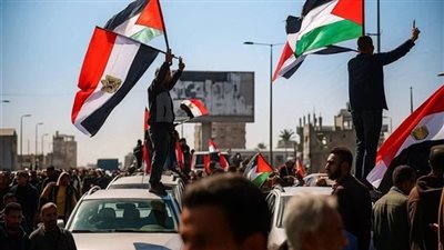 الرئيس السيسي كلمة السر.. غزيون يحتفون بموقف مصر بعد اتفاق وقف حرب غزة