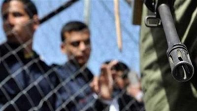 تقارير: حماس تسلمت من إسرائيل قائمة بأسماء الأسرى الذين سيتم الإفراج عنهم مقابل المُحتجزين