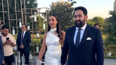 بحضور الخطيب ونجوم المجتمع.. عقد قران عمر ابن الإعلامي خيري رمضان