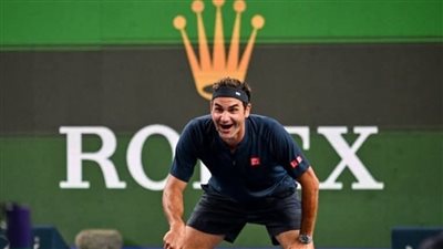 بعد 3 سنوات من اعتزاله.. فيدرر يعود إلى ملاعب التنس ويتألق في مباراة استعراضية ببطولة شنجهاي