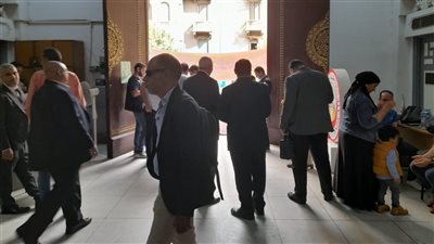 مصدر: ضعف الإقبال على انتخابات التجديد النصفي للأطباء بأغلب المحافظات.. والنقيب يوضح السبب