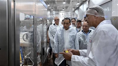 رئيس الوزراء يتفقد مصنع عبور لاند بمدينة العبور ويؤكد دعم الدولة للمشروعات الصناعية الجادة