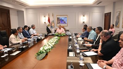 محافظ جنوب سيناء يتابع الاستعدادات النهائية لاستضافة مراسم توقيع اتفاق شرم الشيخ بشأن غزة 