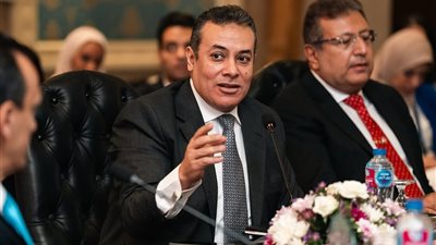 مصطفى منير: ندعم فرص الاستثمار السياحي بالبحر الأحمر لجذب رؤوس الأموال المحلية والأجنبية