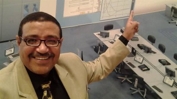 الدكتور عبد المؤمن