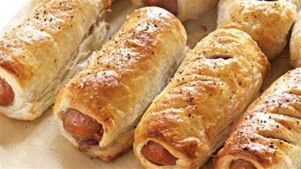 طريقة عمل فطيرة بالسجق