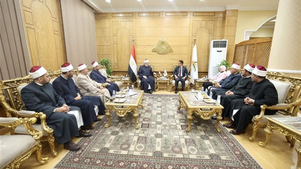 وكيل الأزهر يلتقي