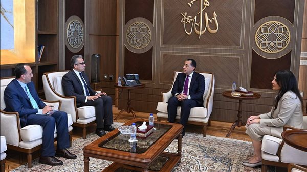 رئيس الوزراء وخالد