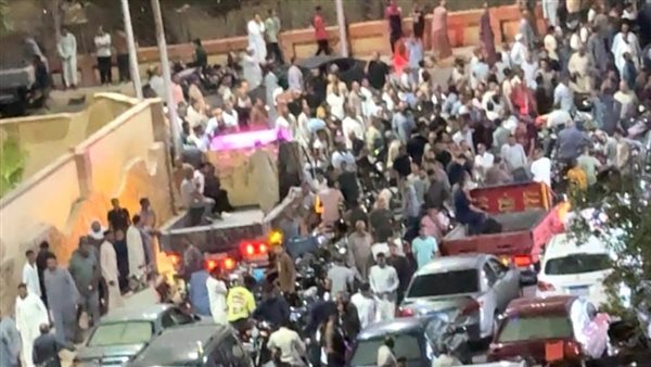 جانب من الجنازة 