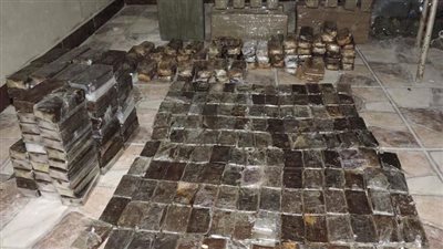 المؤبد لـ5 أشخاص وبراءة 3 آخرين لاتهامهم بحيازة مواد مخدرة وسلاح ناري بجنوب سيناء