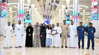 دبي تطلق ختمًا خاصًا وشعارا جديدًا على التأشيرات احتفالًا بالموسم الـ 30 للقرية العالمية 