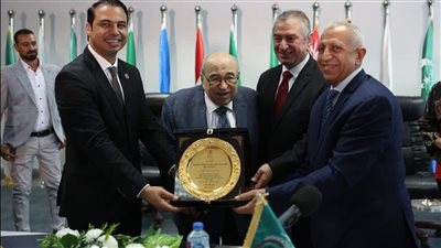 الأكاديمية العربية توقع مذكرة تفاهم مع شركة الشحنة الكهربائية لتعزيز التعاون المشترك| صور