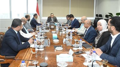وزير الإسكان يشدد على دفع معدلات التنفيذ والمتابعة الميدانية لمشروع ديارنا بكل المدن الجديدة