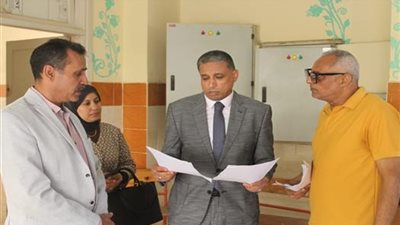 استبعاد مدير وتحويل آخر للتحقيق.. نتائج صادمة لـ جولة مفاجئة على مدرستين في بولاق الدكرور