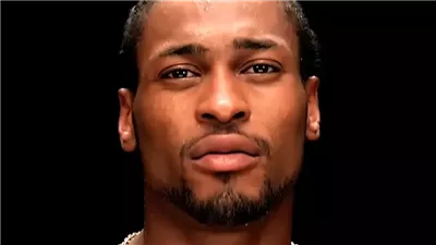 وفاة المغني العالمي دي أنجيلو عن عمر 51 عامًا بعد صراع مع سرطان البنكرياس