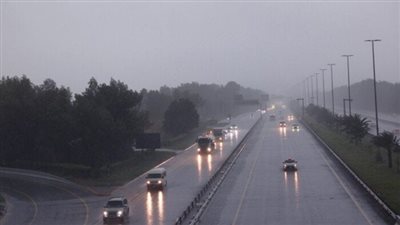 أمطار رعدية ورياح نشطة في السعودية والضباب يحجب الرؤية بالمرتفعات