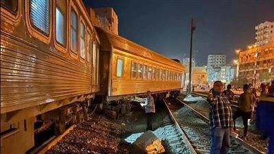 دون خسائر بشرية.. خروج عربات قطار 990 القاهرة - سوهاج عن القضبان في تحويلة رصيف 3 بمحطة سوهاج