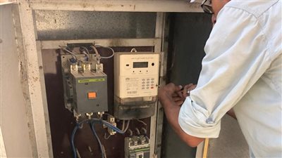 قطع التيار الكهربائي اليوم عن 18 منطقة بالسويس والجناين لإجراء أعمال الصيانة الدورية