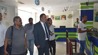 رئيس مياه الأقصر خلال جولة ميدانية: التطوير الميداني يبدأ من دعم الكوادر الفنية وتحفيزهم