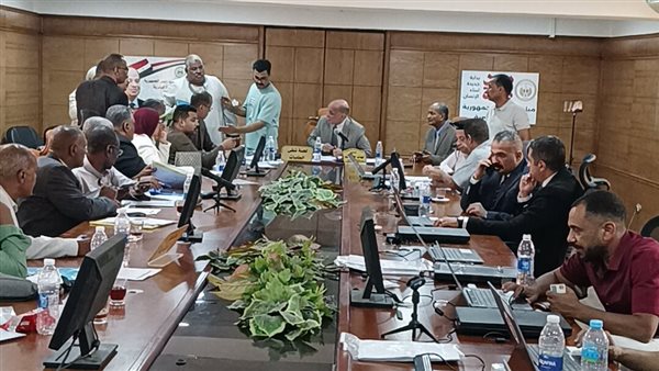 لجنة تلقي أوراق المرشحين