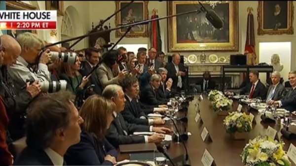 اجتماع ترامب في البيت