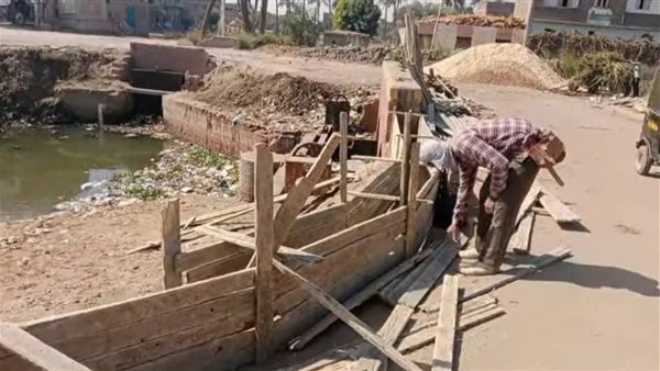 تشييد السور 