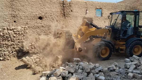 حملة إزالات بأسيوط