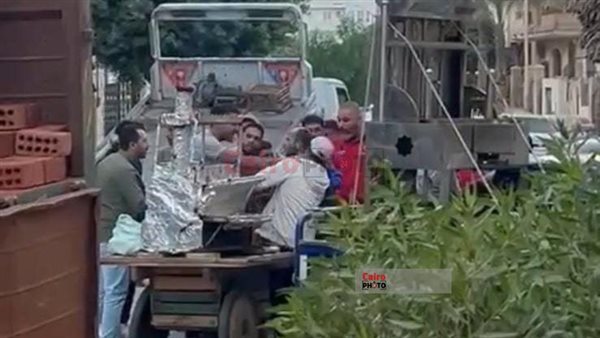 موظفو إشغالات 6 أكتوبر