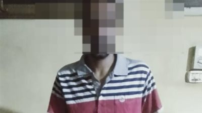  بنتي قعدت من المدرسة عشان مش معايا مصروفها..أب يستغيث لحصوله على مصدر دخل: رجلي اتكسرت ومعنديش معاش 