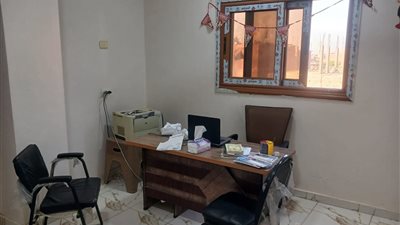 ضبط معمل تحاليل غير مرخص بإحدى قرى سوهاج