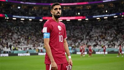 قائد منتخب قطر يعلن التبرع بالمساهمة في بناء مدرسة وصالة رياضية في غزة