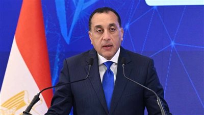 رئيس الوزراء: 5% فقط من موارد نهر النيل تصل لدولتي المصب.. ولا تهاون في المياه