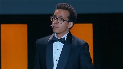 طه دسوقي مفاجأة افتتاح مهرجان الجونة السينمائي ويقدم عرض ستاند آب كوميدي