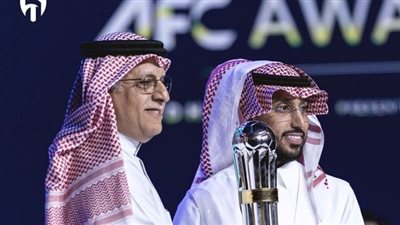 أول تعليق من سالم الدوسري عقب تتويجه بجائزة أفضل لاعب في آسيا