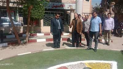 ضمن خطة تعزيز الهوية البصرية.. تجميل الشوارع والميادين العامة في سوهاج| صور