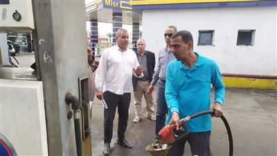 بعد زيادة البنزين.. حملات تموينية على محطات الوقود بجنوب سيناء لمتابعة الالتزام بالأسعار الجديدة | صور