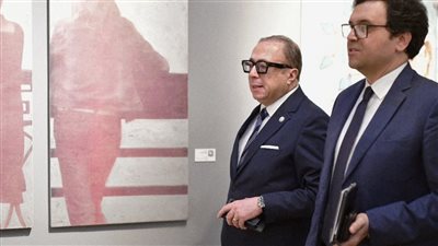 وزير الثقافة يزور متحف الفن المعاصر بجامعة حلوان ويشيد بدور الجامعة في دعم الفنون