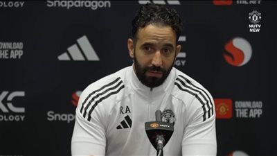 مدرب مانشستر يونايتد: هدفنا الوصول إلى مستوى ليفربول مستقبلًا.. ويمكننا الفوز عليهم